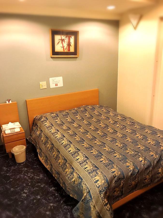 Hotel Maganda (Adults Only) Осака Екстер'єр фото